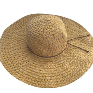 Elegant Tan Straw Sun Hat